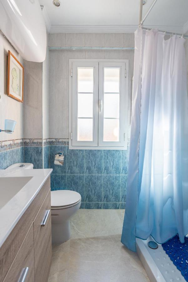 Rooms Breeze & Sun Малага Екстериор снимка
