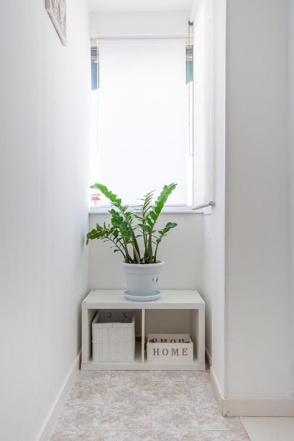 Rooms Breeze & Sun Малага Екстериор снимка