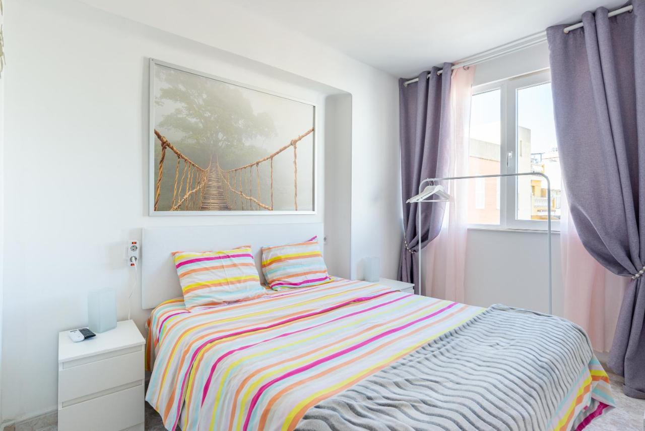 Rooms Breeze & Sun Малага Екстериор снимка