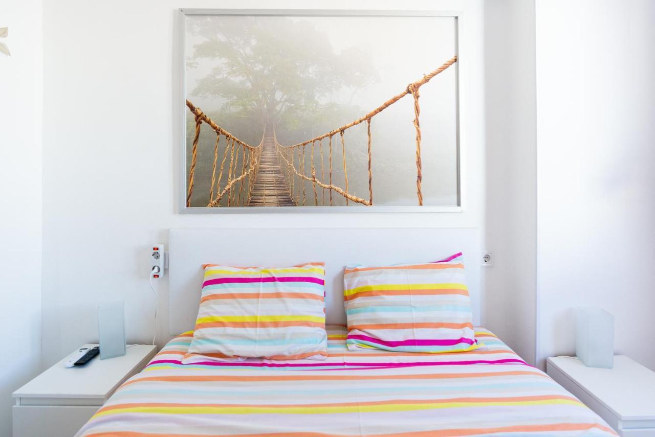 Rooms Breeze & Sun Малага Екстериор снимка